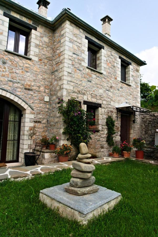 Guesthouse Lucas Zagori Buitenkant foto