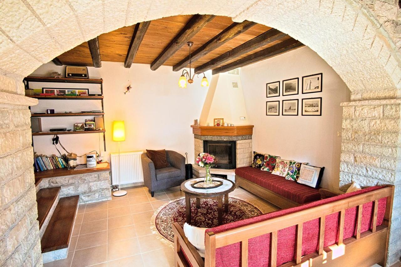 Guesthouse Lucas Zagori Buitenkant foto